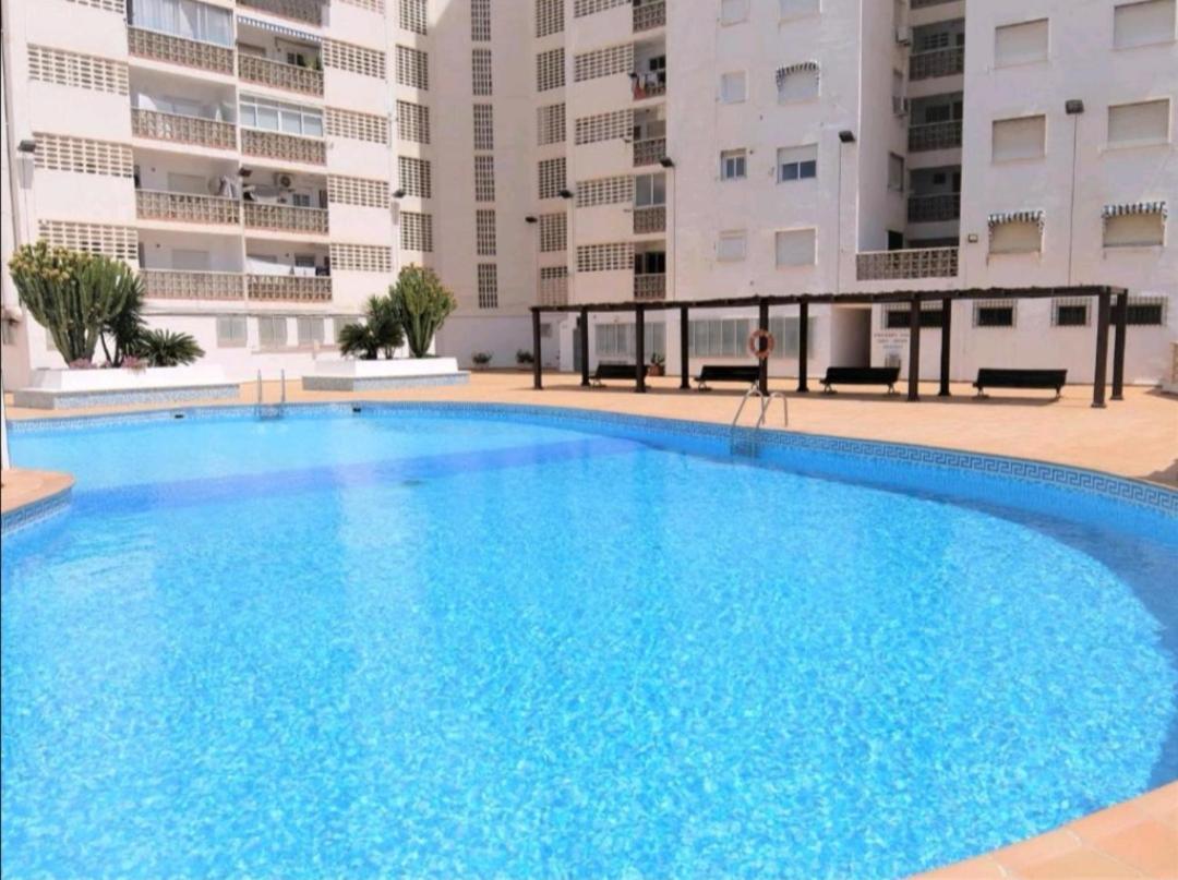 Apartamento A Pie De Playa-Edificio Bonaire Гандия Екстериор снимка